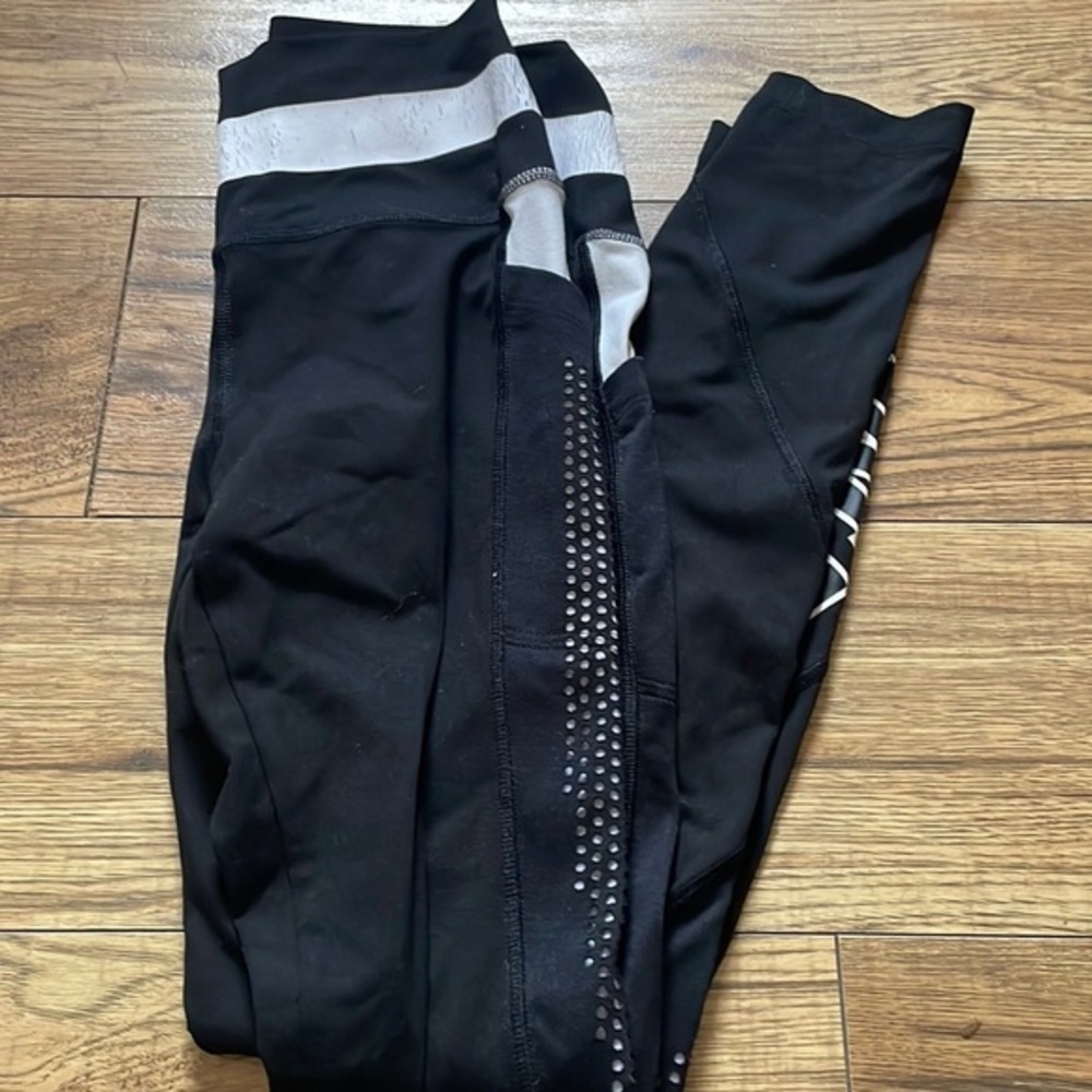 Women’s leggings (Bin A)